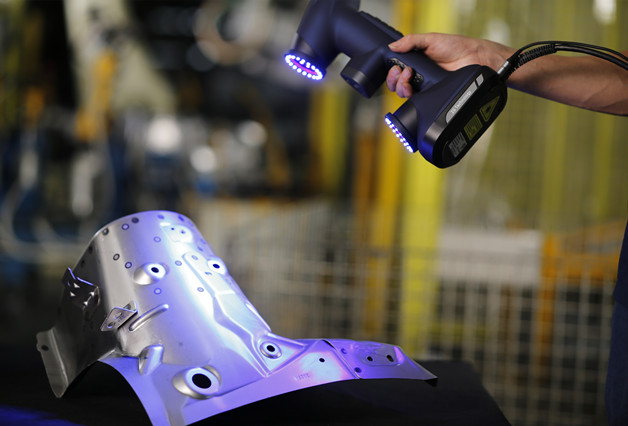 홀 플래시 캡처 기능이 있는 3D 스캐너