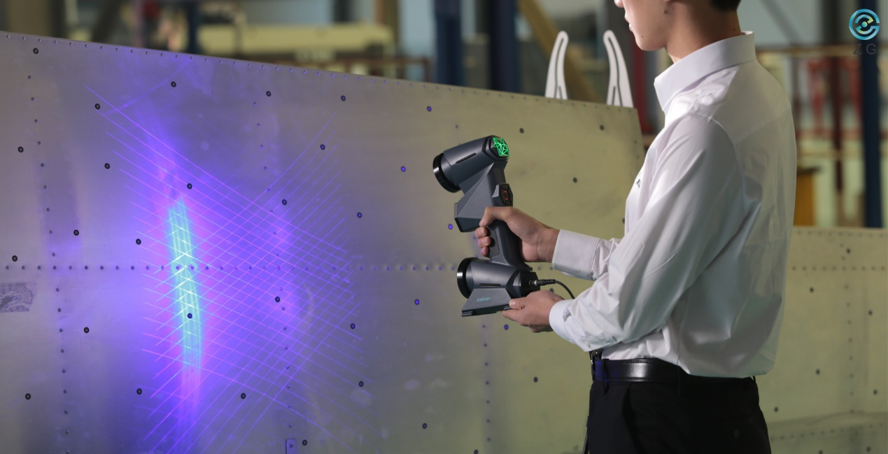 큰 워크 피스를 스캔 할 때 사진 측량이 필요한 이유는 무엇입니까?