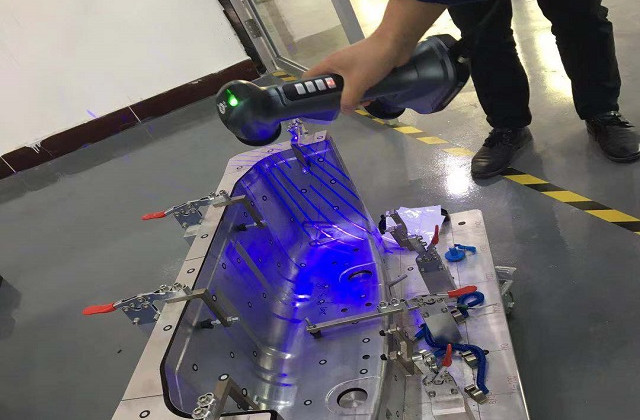 금형 및 고정구 마모 분석